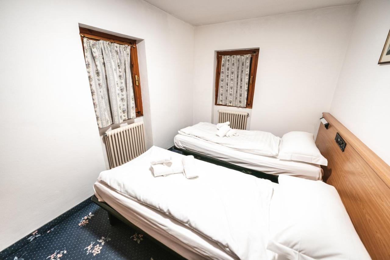Smart Hotel Renzi Folgarida Exterior foto